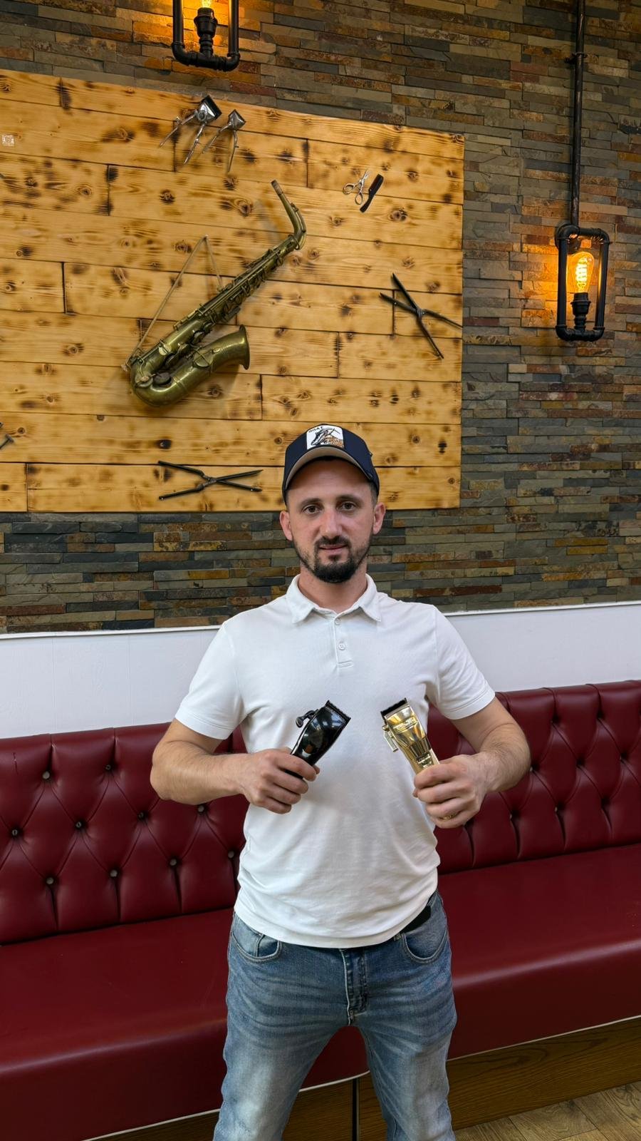 Eddie, barber at Jazz Barbers Dulwich